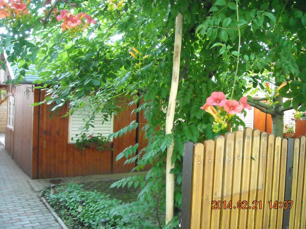 Demeter Apartman Hajdúszoboszló Zimmer foto